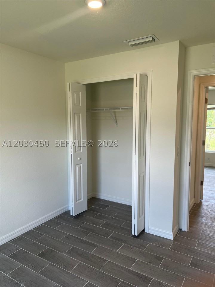 2613 62nd St W - Photo 6 of 12