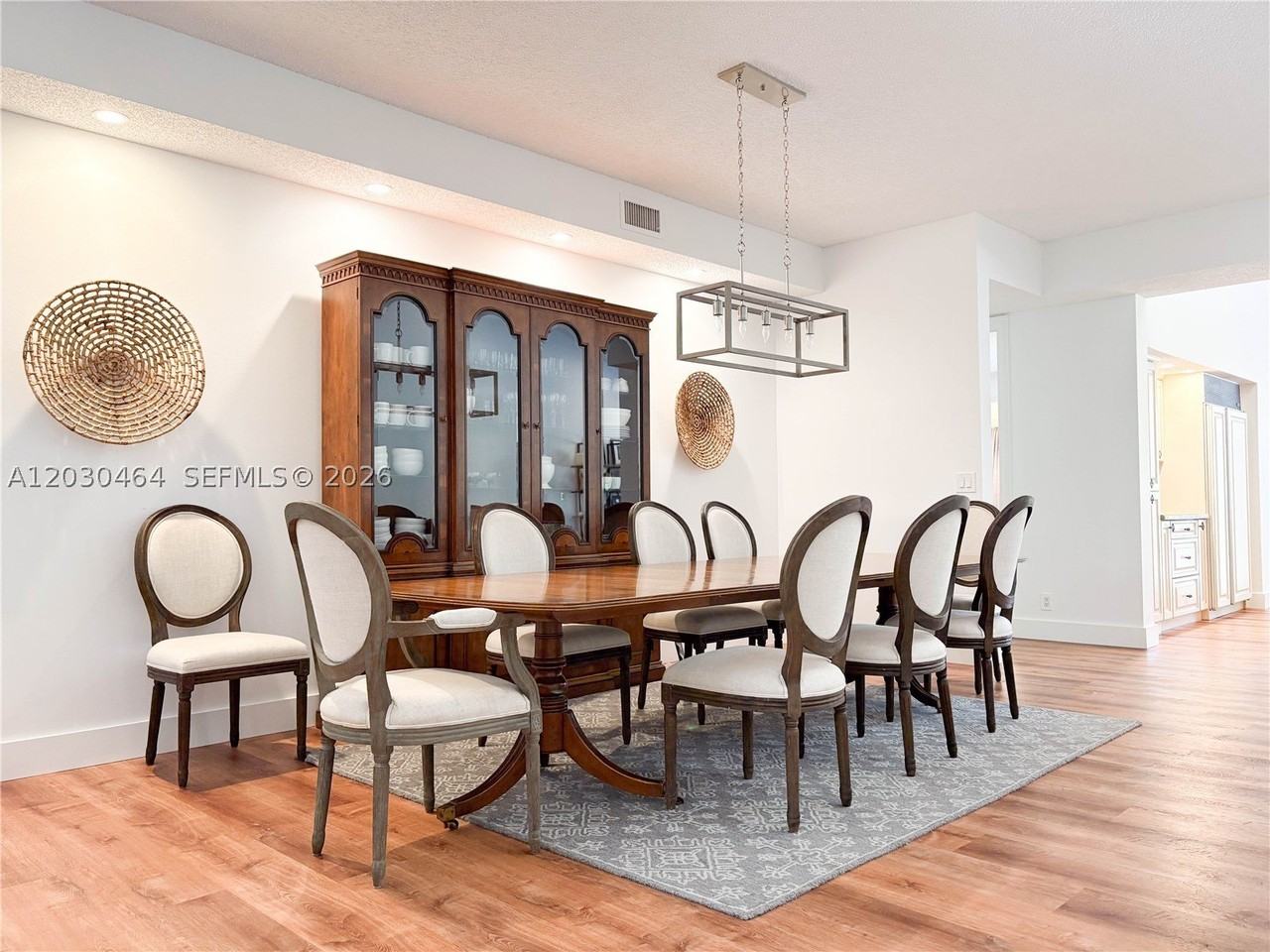 2530 Windsor Way Ct #NA - Photo 7 of 35