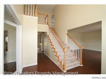 802 Chiswick Ct - Photo 2 of 10