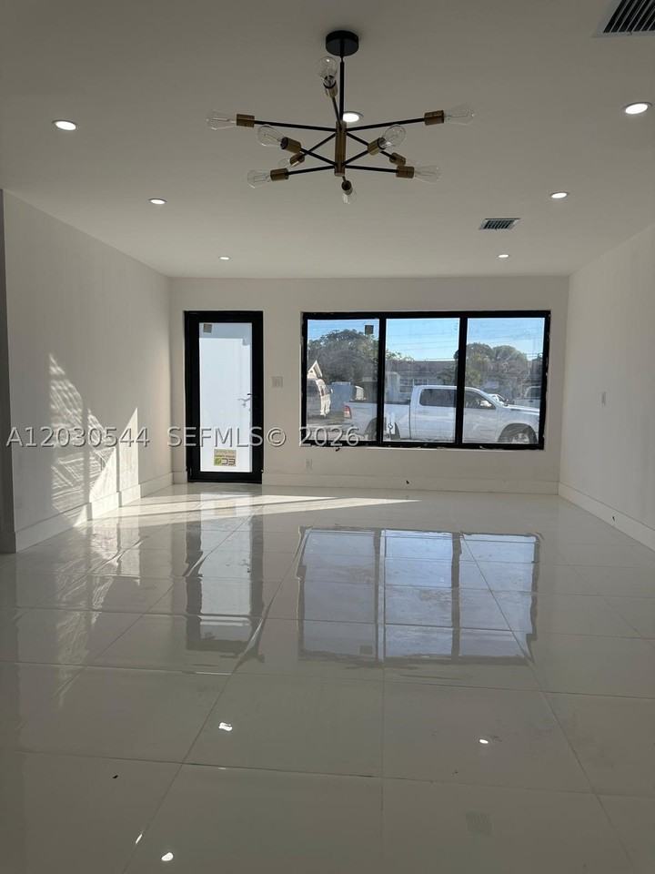 2041 Nw 190th Ter - Photo 3 of 18