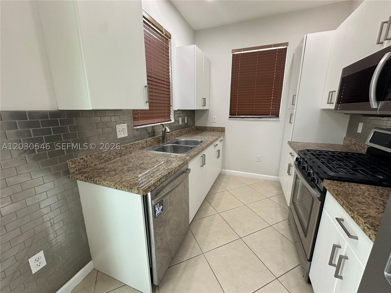 12630 Nw 32nd Ct - Photo 7 of 36