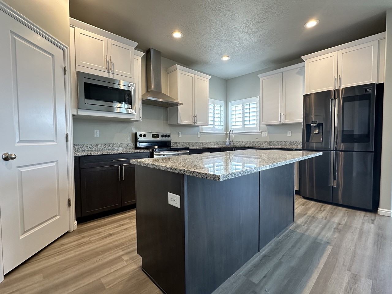 5911 S Cami Dawn Ct #1 - Photo 3 of 28