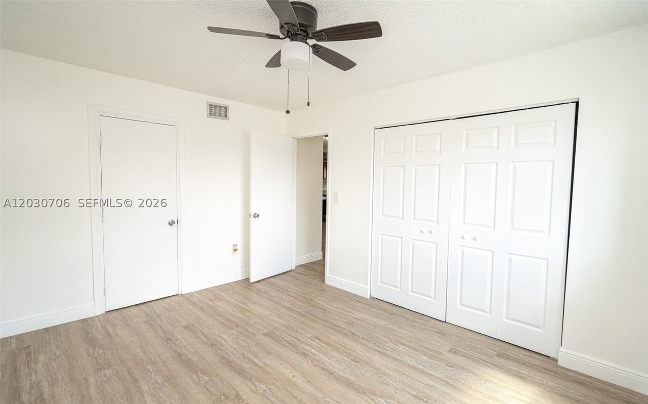 2740 W 62nd Pl #201 - Photo 6 of 38