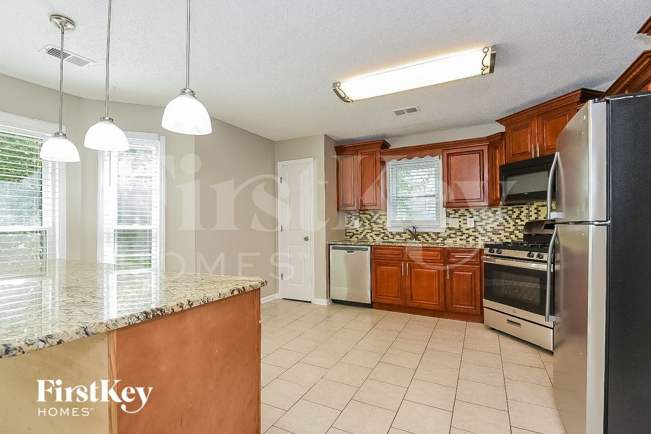 2606 Loring Rd Nw - Photo 6 of 15