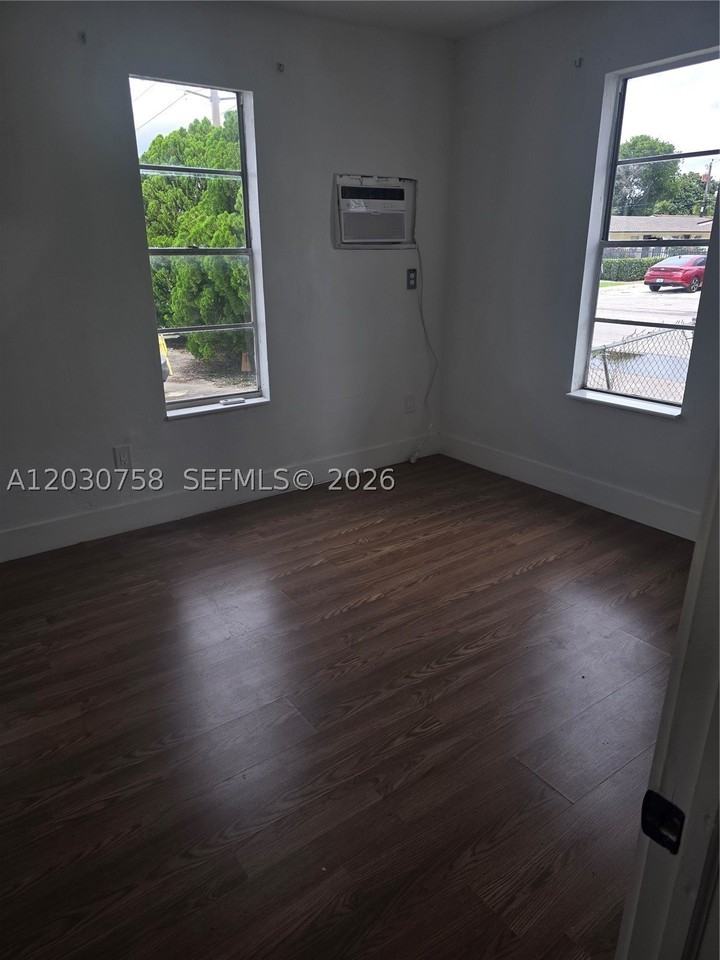 66 W 13th St #3 - Photo 5 of 10