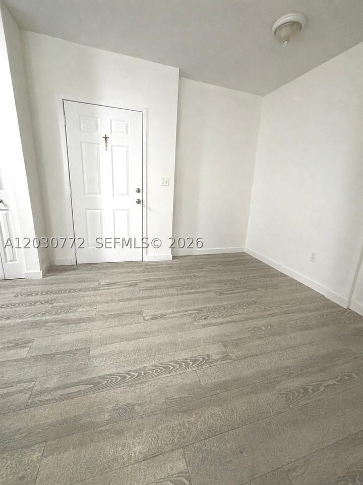 11040 Sw 196th St #312 - Photo 2 of 13