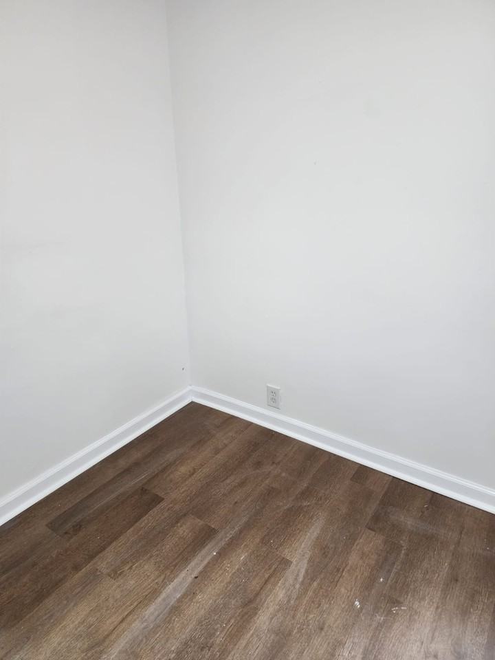 3713 Center St #1 - Photo 2 of 10
