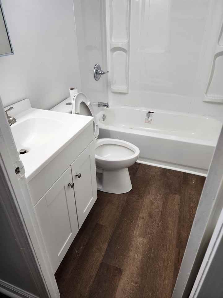 3713 Center St #1 - Photo 3 of 10
