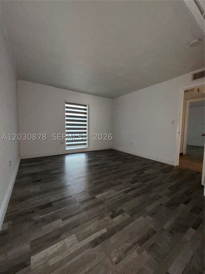 7250 Sw 94th Pl #B8 - Photo 7 of 26
