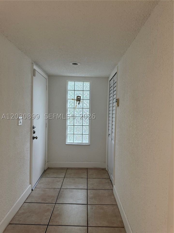 16184 Laurel Dr #204 - Photo 5 of 50