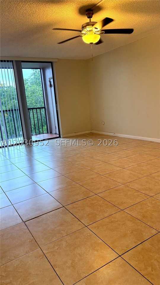 8540 Sw 133rd Avenue Rd #422 - Photo 5 of 11