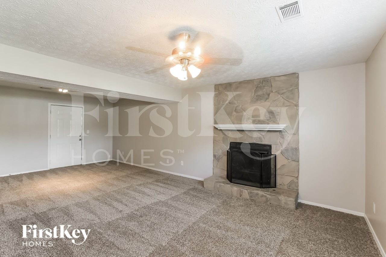 2145 Sara Ashley Way - Photo 6 of 15