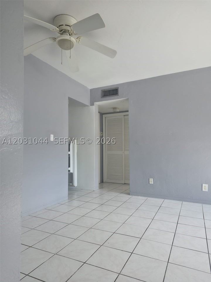 1610 Liberty St #1 - Photo 4 of 20