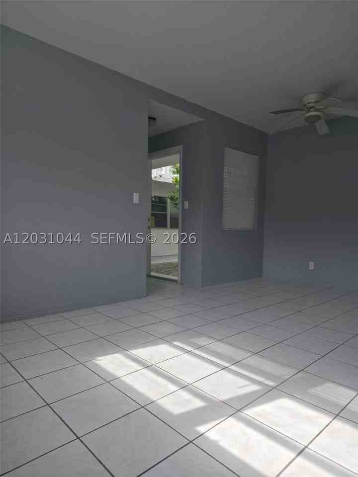 1610 Liberty St #1 - Photo 5 of 20