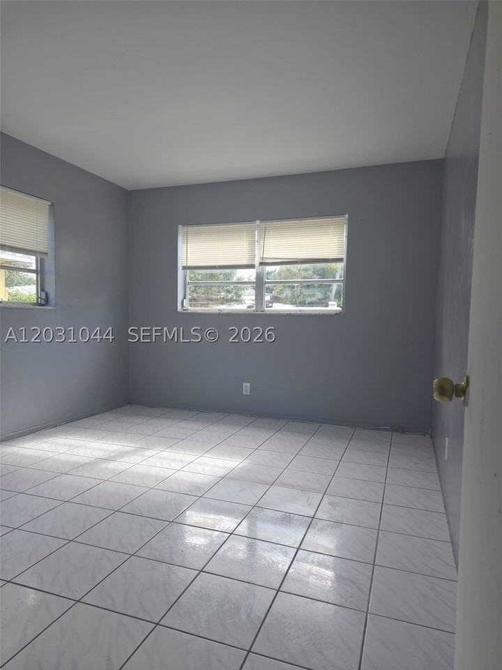 1610 Liberty St #1 - Photo 7 of 20
