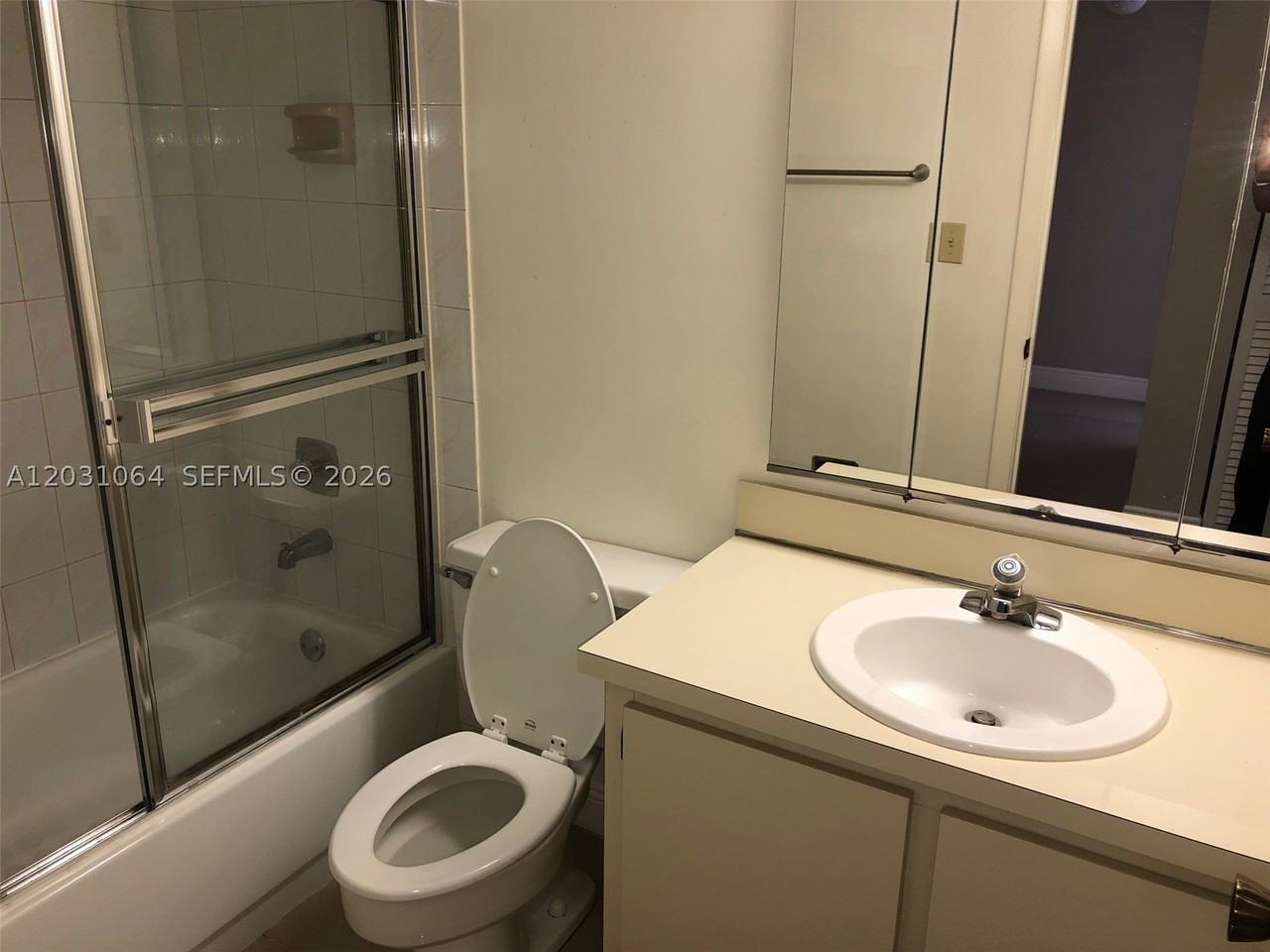 9082 Sw 112th Pl - Photo 7 of 28