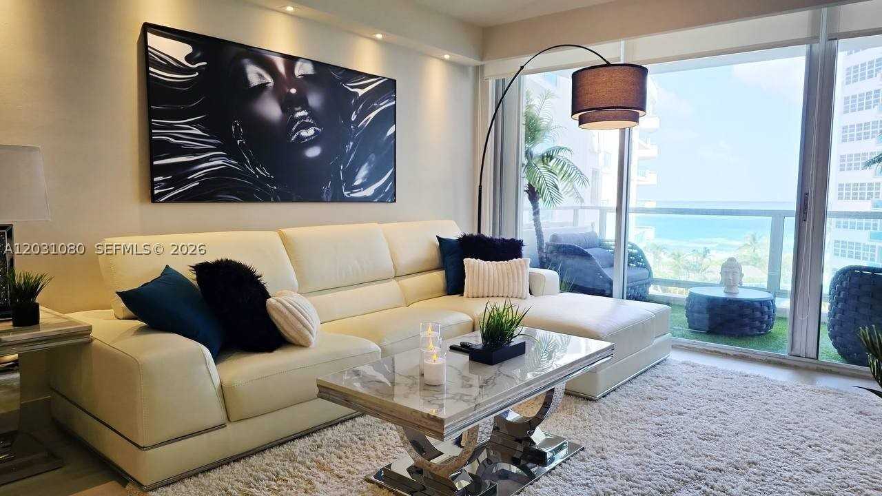 5151 Collins Ave #726 - Photo 3 of 34