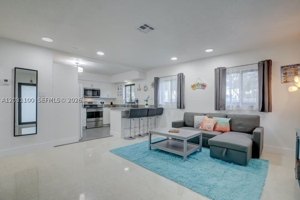 1700 Sw 20th St #A - Photo 4 of 38