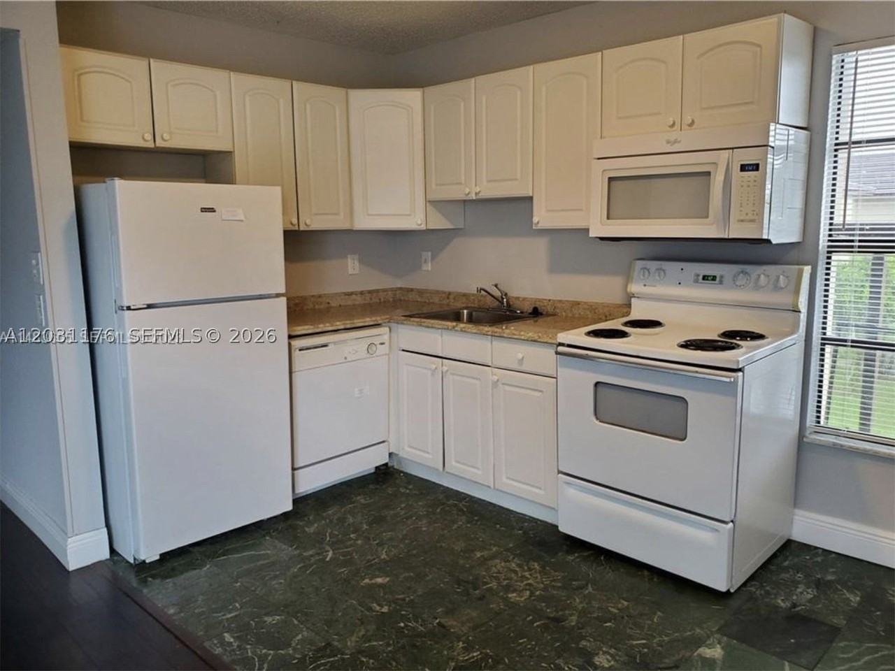 3006 Coral Ridge Dr #210B - Photo 2 of 14