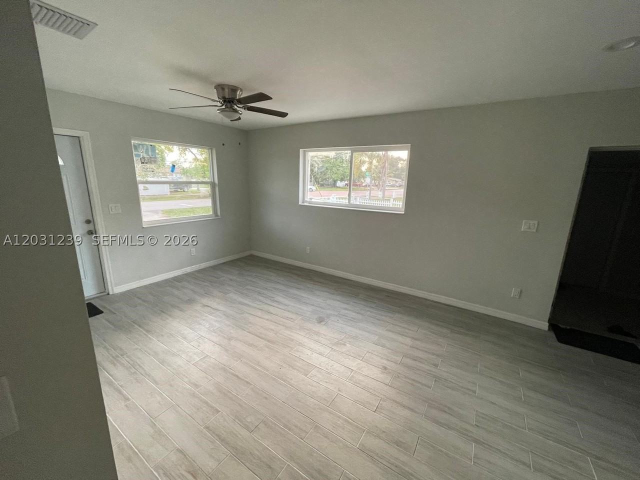 3921 Sw 31st Dr #3921 - Photo 2 of 19