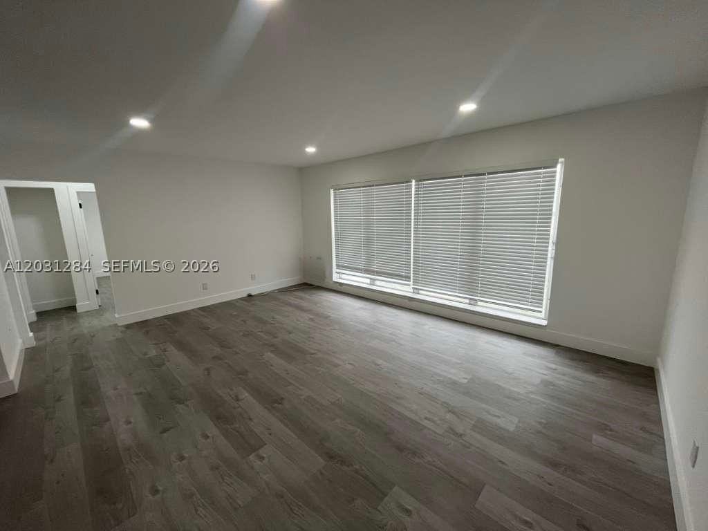 316 Surfside Blvd #2 - Photo 5 of 11