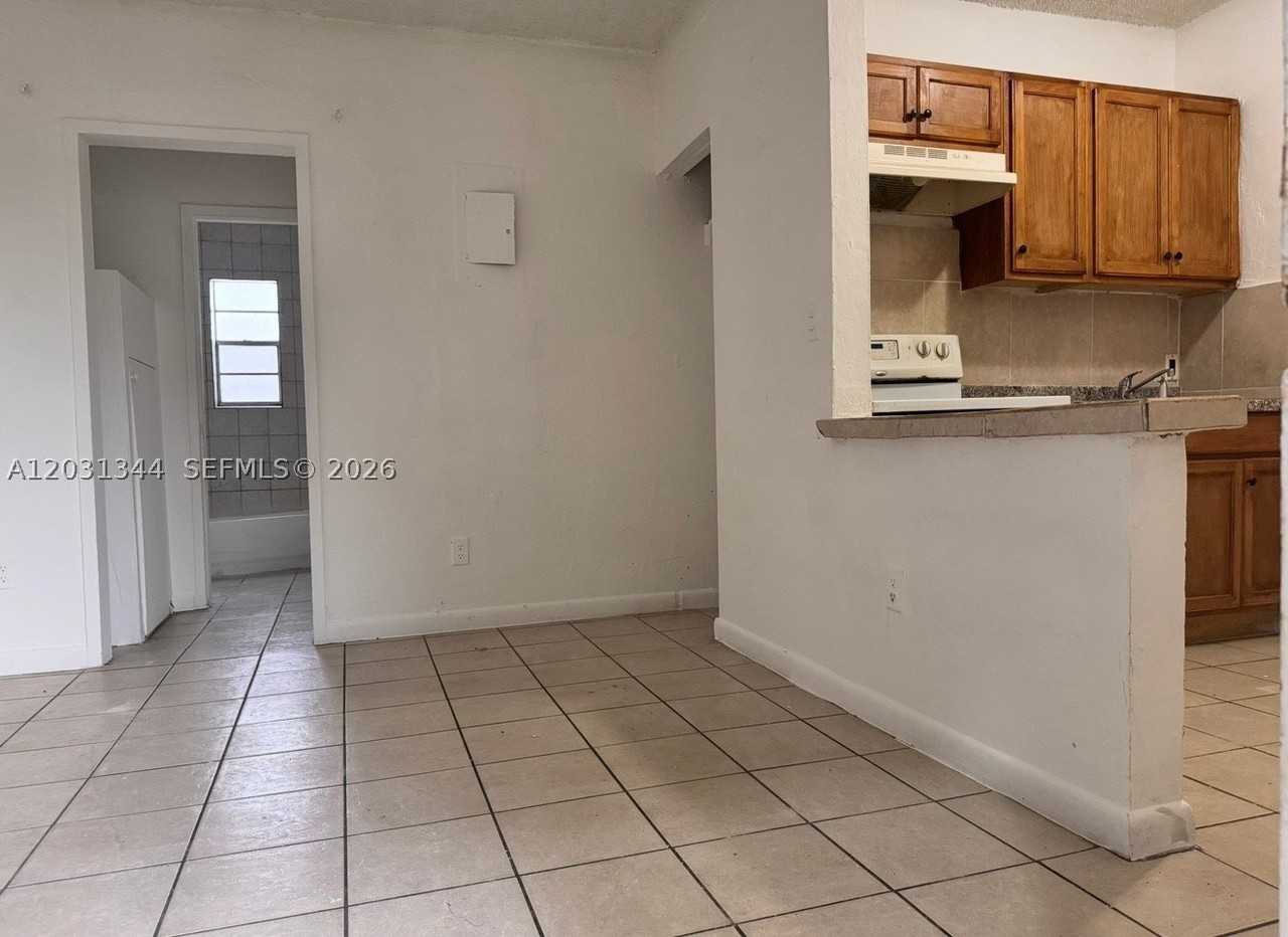 1601 Nw 62nd St #26 - Photo 2 of 7