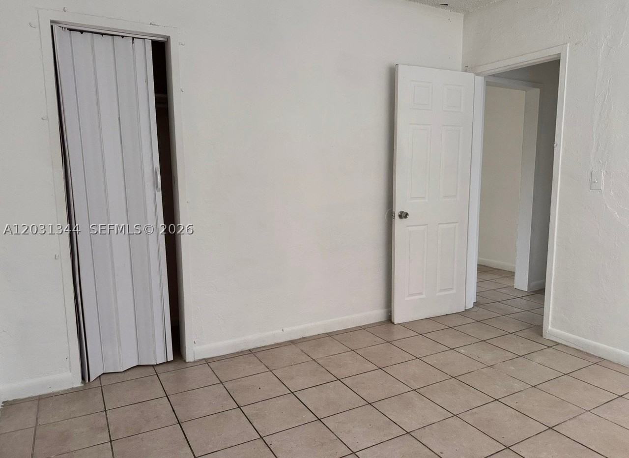 1601 Nw 62nd St #26 - Photo 4 of 7