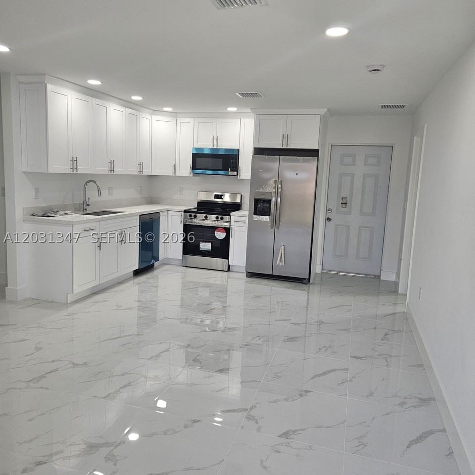 3819 3rd St W - Photo 3 of 13