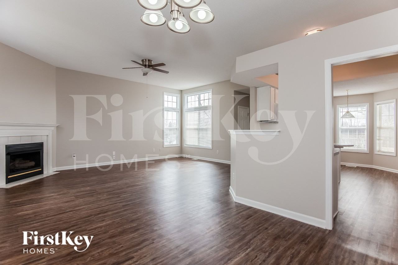 998 Piney Church Rd - Photo 6 of 16