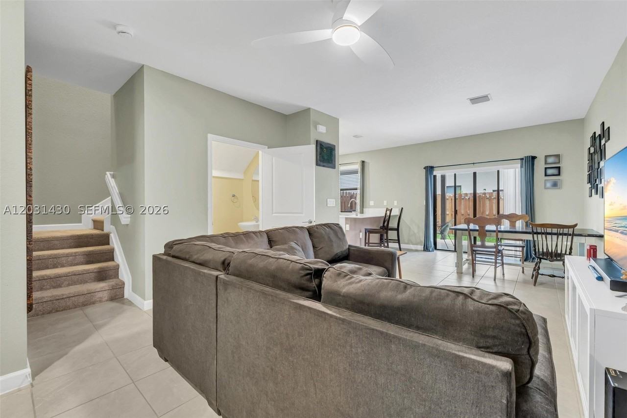 23082 Sw 129th Ct #23082 - Photo 6 of 37