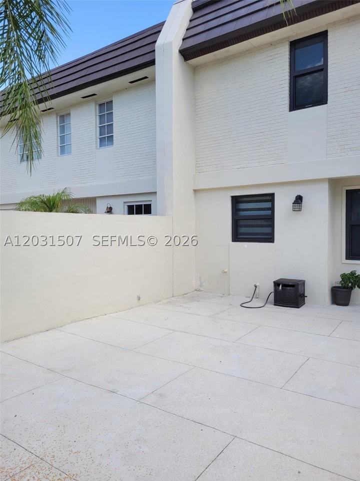 6747 Crooked Palm Ter #6747 - Photo 3 of 11