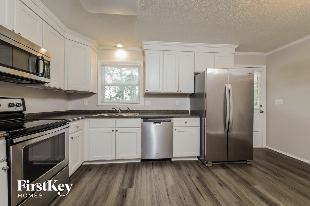 2312 Barnsley Ct - Photo 6 of 15