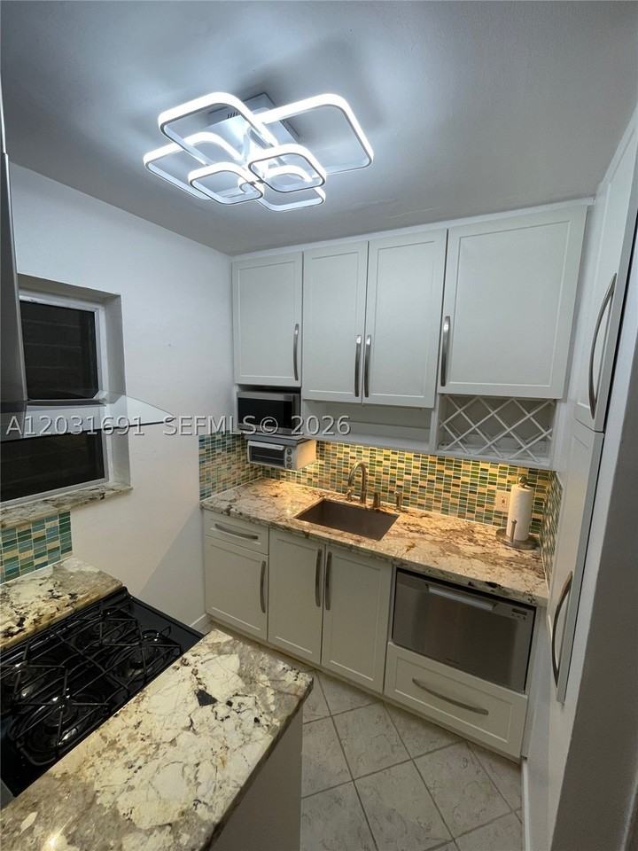4740 Pine Tree Dr #25 - Photo 7 of 9