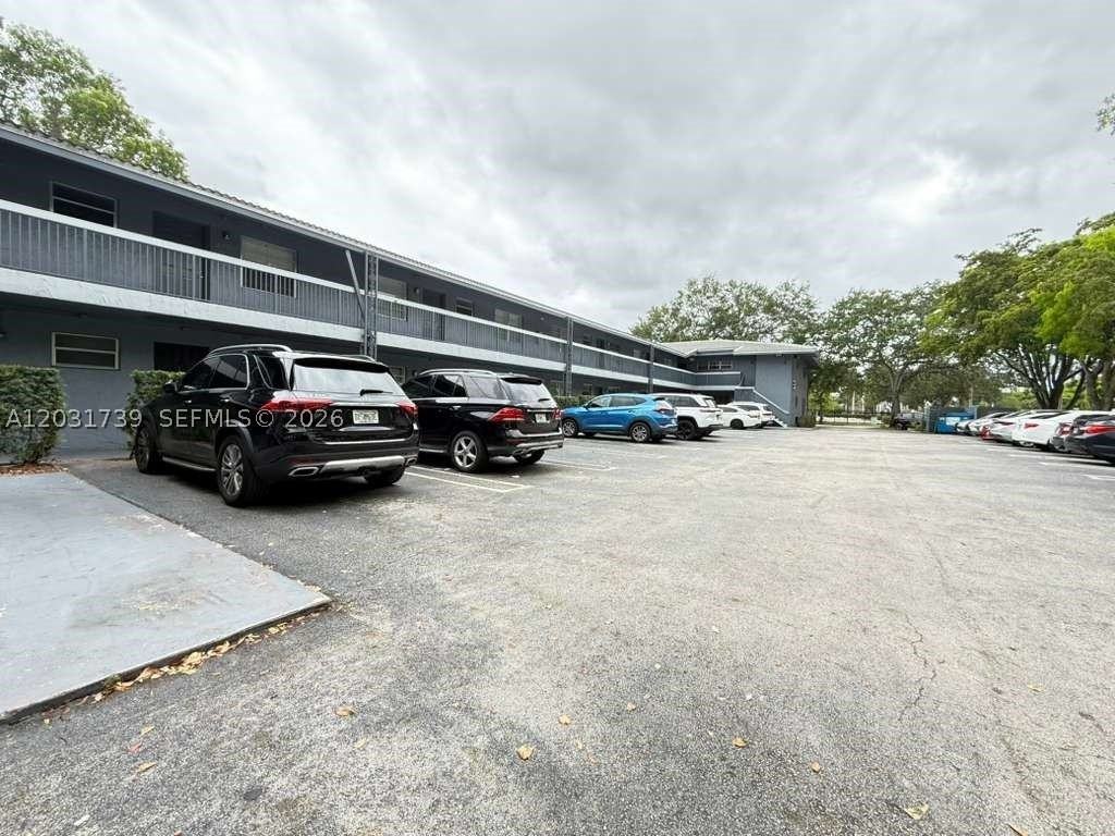 8982 W Sample Rd #204