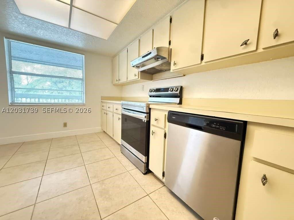8982 W Sample Rd #204 - Photo 7 of 21