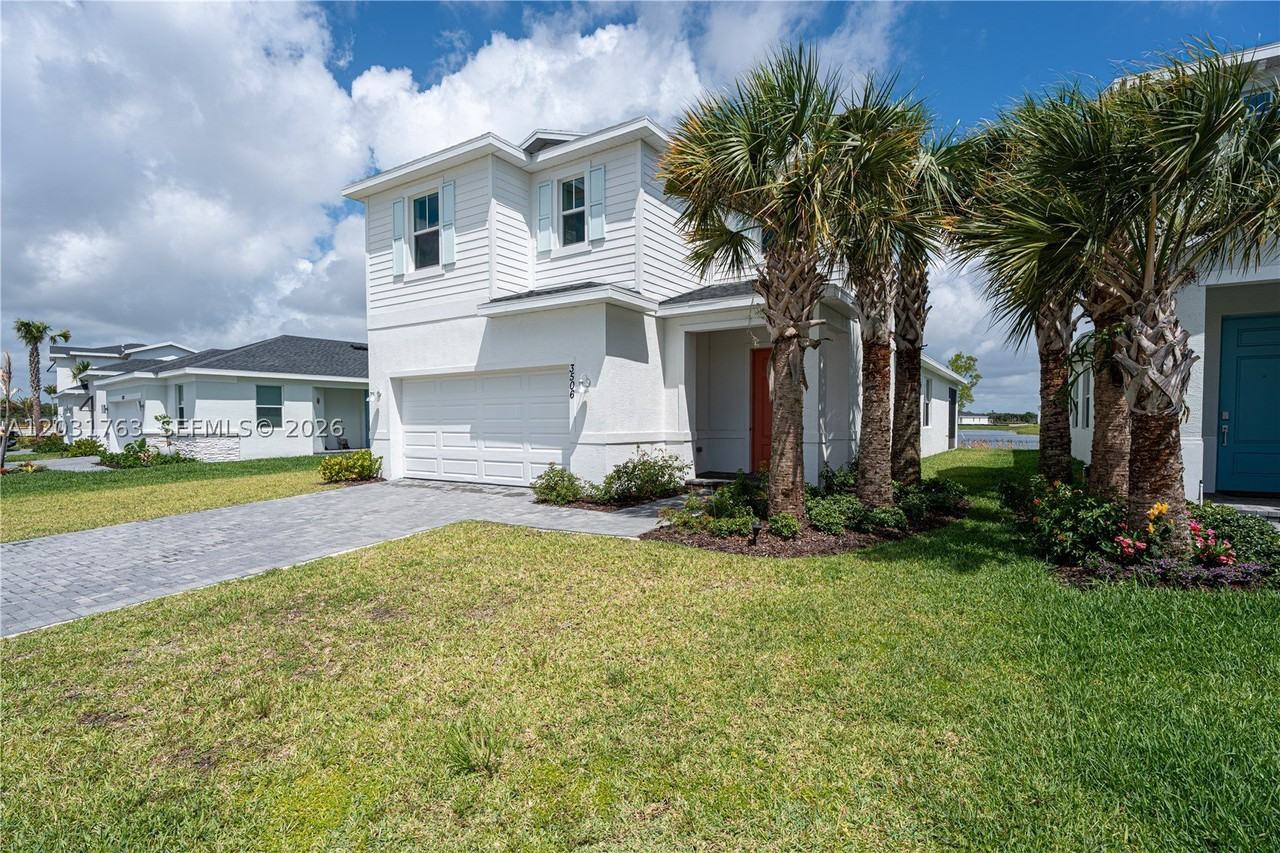 3506 Harborside Ave - Photo 3 of 50