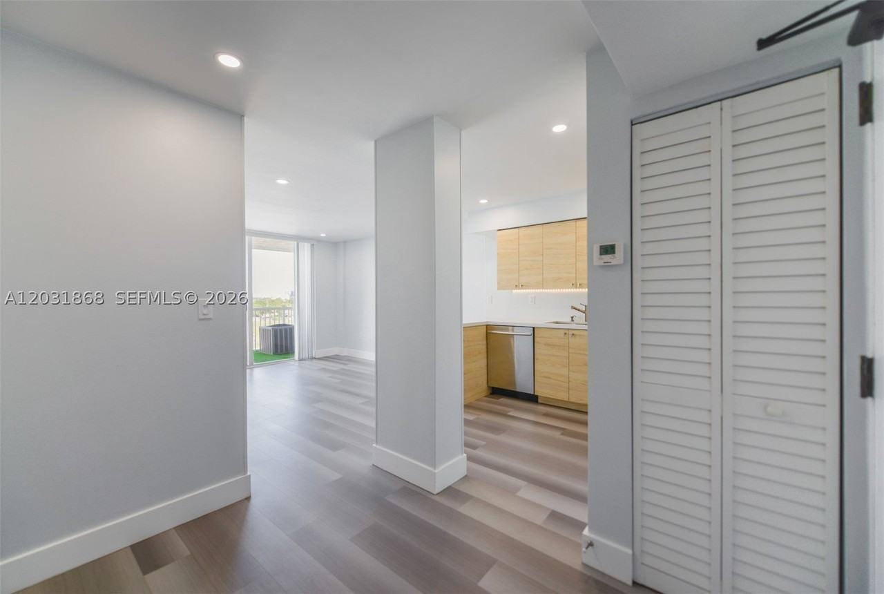 1800 Nw 24th Ave #712 - Photo 3 of 41