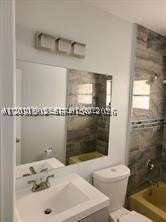 590 Ne 20th St #1 - Photo 7 of 11