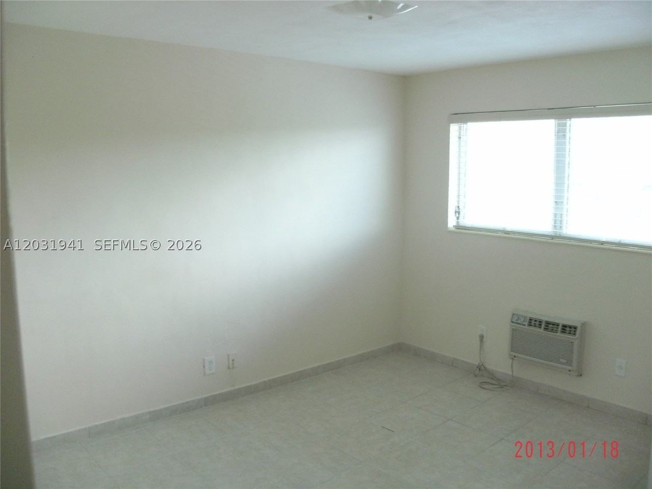2700 Ne 135th St #30 - Photo 6 of 14