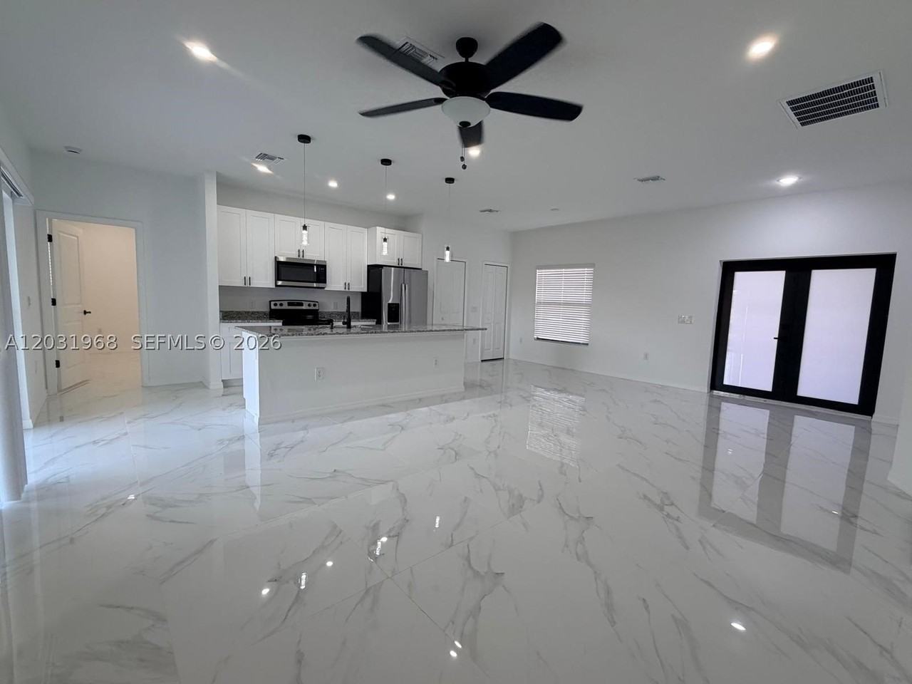 2706 72nd St W - Photo 3 of 21