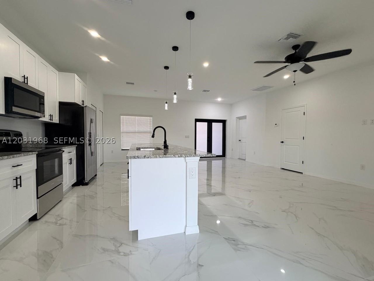 2706 72nd St W - Photo 6 of 21