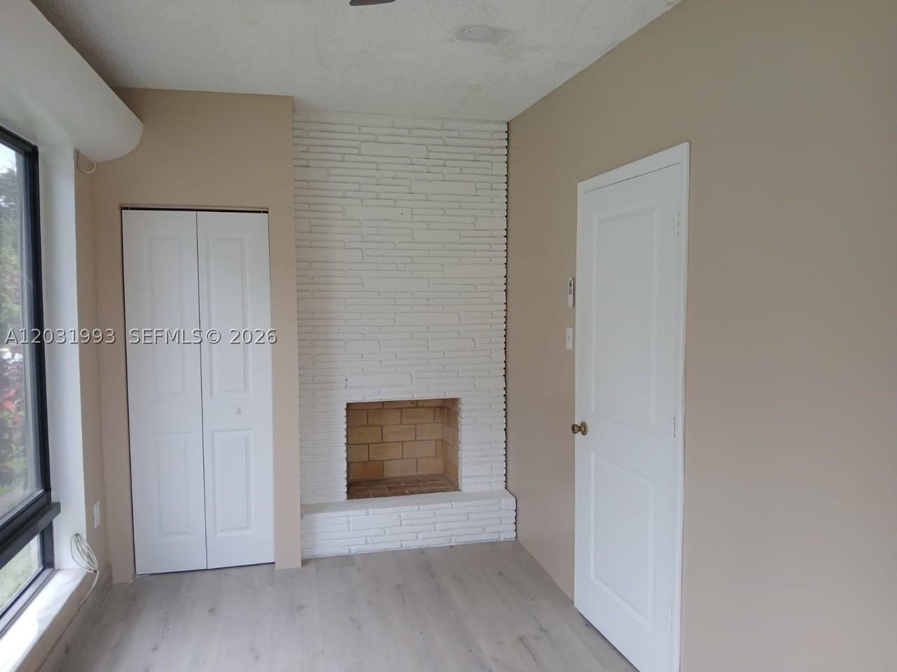 1400 Ne 148th St #2 - Photo 6 of 18