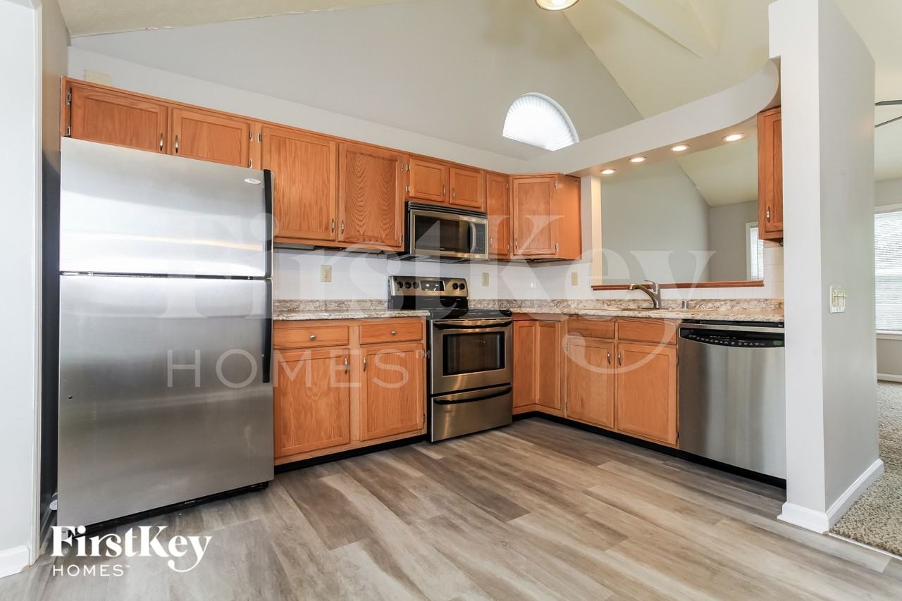 7386 Sterling Springs Way - Photo 6 of 16