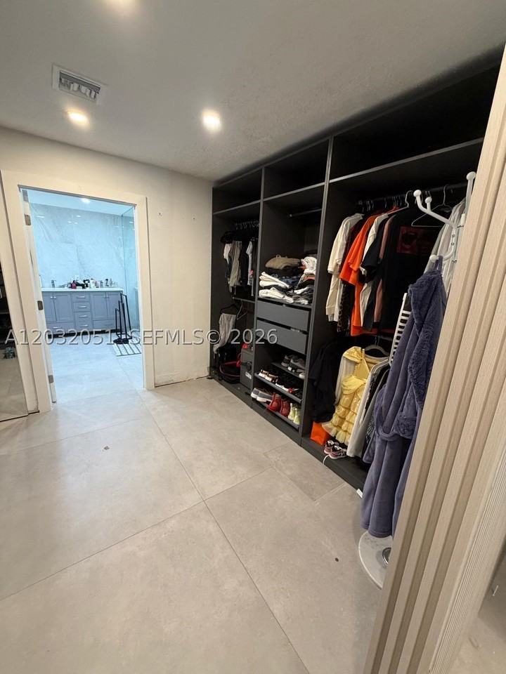 2810 Riverland Rd - Photo 6 of 45