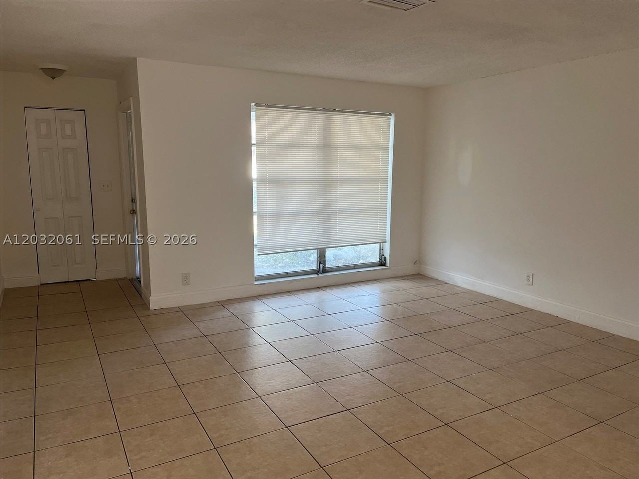 5894 Nw 20th St #5894 - Photo 2 of 3