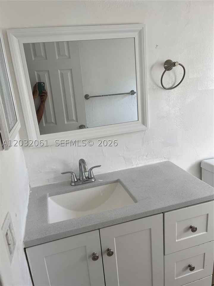 5894 Nw 20th St #5894 - Photo 3 of 3