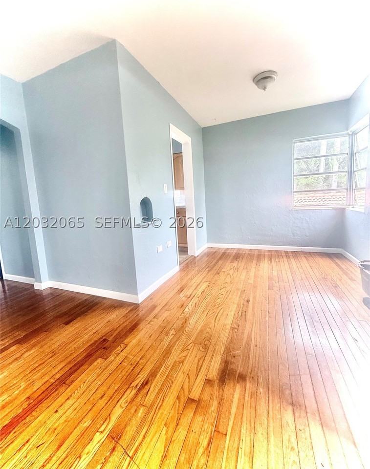 1730 Marseille Dr #4 - Photo 7 of 12