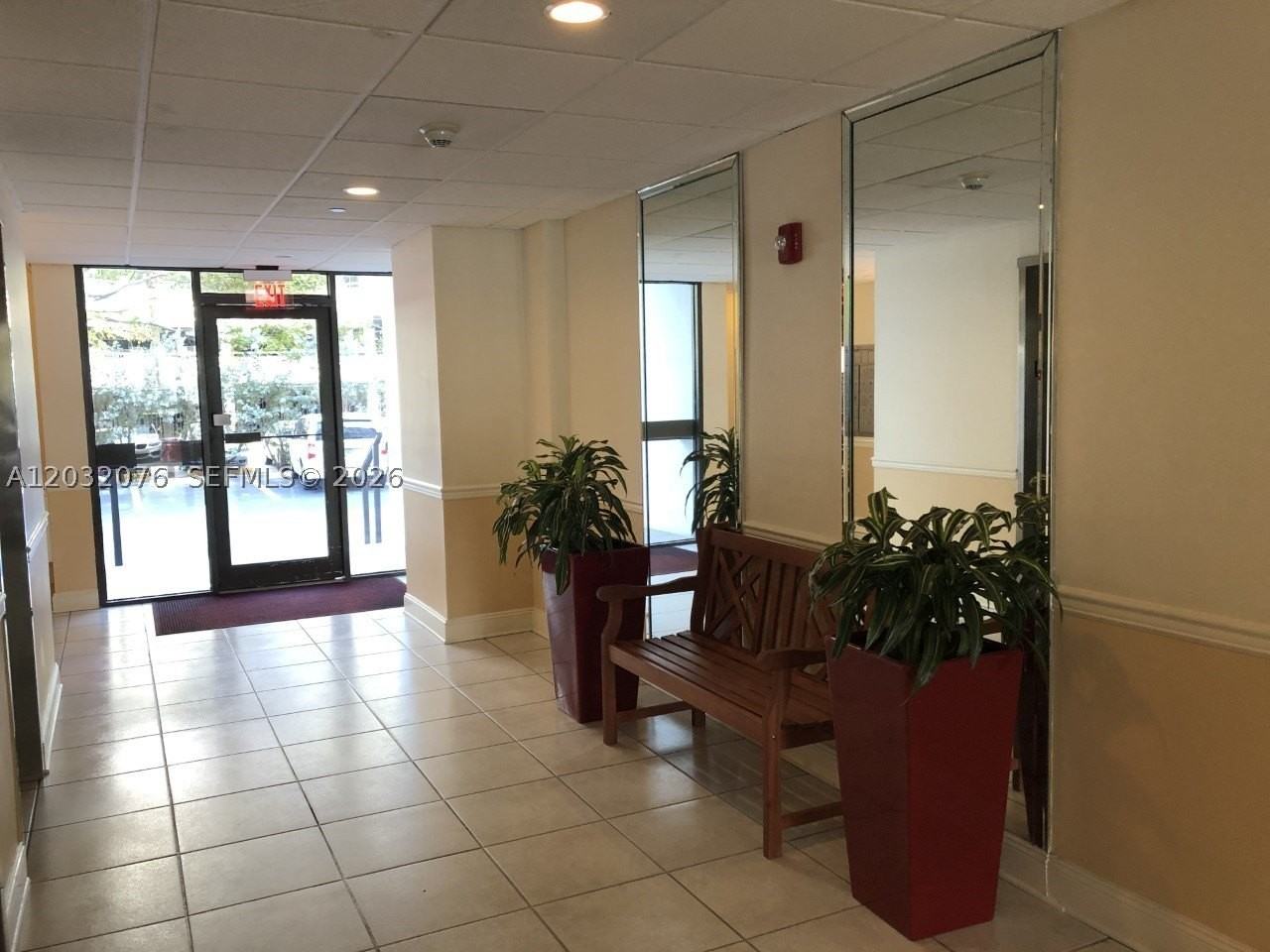 150 Ocean Lane Dr #4B - Photo 5 of 36