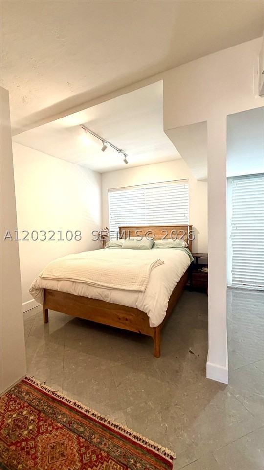 626 Meridian Ave #5 - Photo 2 of 23