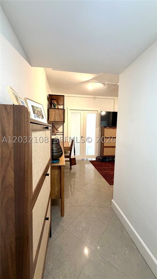 626 Meridian Ave #5 - Photo 5 of 23